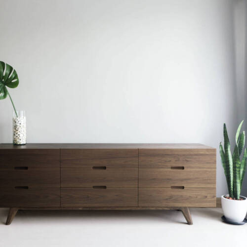 2523 – PELAYO WALNUT